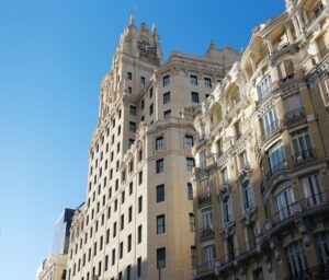 Edificios históricos de Madrid donde ITE Asistencia realiza inspecciones técnicas de edificios para garantizar su seguridad